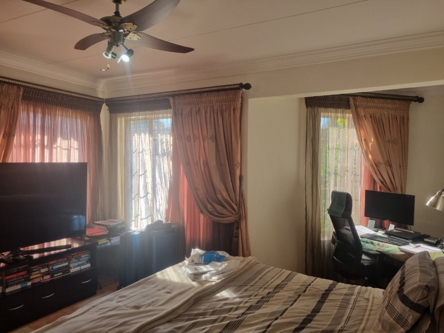 4 Bedroom Property for Sale in Vaalpark Free State